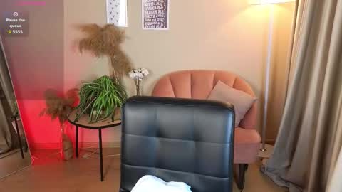 Milana online show from September 17, 9:27 pm