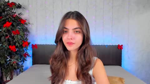 Snapshot of milana_crystal_ chatting on January 12, 1:48 pm Milana online show from January 12, 1:48 pm