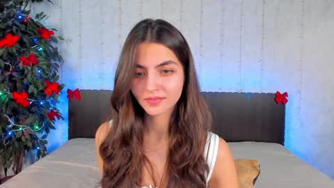 Snapshot of milana_crystal_ chatting on January 12, 4:50 pm Milana online show from January 12, 4:50 pm