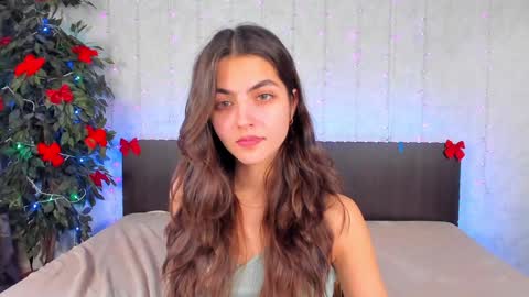 Snapshot of milana_crystal_ chatting on January 14, 11:31 am Milana online show from January 14, 11:31 am