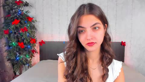 Snapshot of milana_crystal_ chatting on January 23, 8:15 am Milana online show from January 23, 8:15 am
