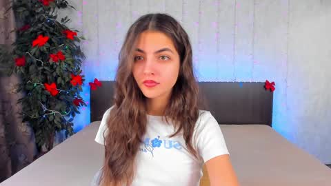 Snapshot of milana_crystal_ chatting on January 24, 8:13 am Milana online show from January 24, 8:13 am