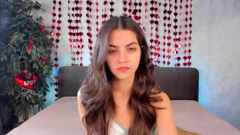 Snapshot of milana_crystal_ chatting on February 13, 8:27 am Milana online show from February 13, 8:27 am