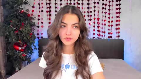Snapshot of milana_crystal_ chatting on February 23, 8:17 am Milana online show from February 23, 8:17 am