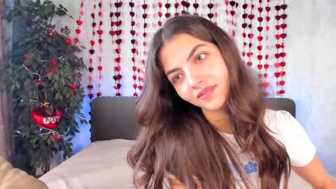 Snapshot of milana_crystal_ chatting on February 23, 11:22 am Milana online show from February 23, 11:22 am