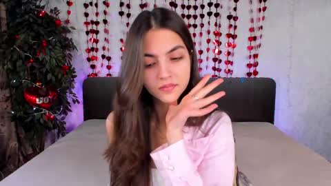 Snapshot of milana_crystal_ chatting on March 3, 1:53 pm Milana online show from March 3, 1:53 pm