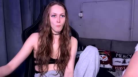 Dan and Milana online show from January 17, 7:28 pm