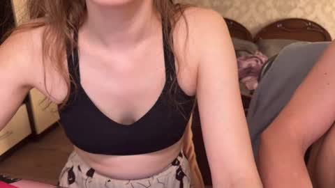 Snapshot of milana_sexwife chatting on July 28, 2:13 pm Dan and Milana online show from July 28, 2:13 pm