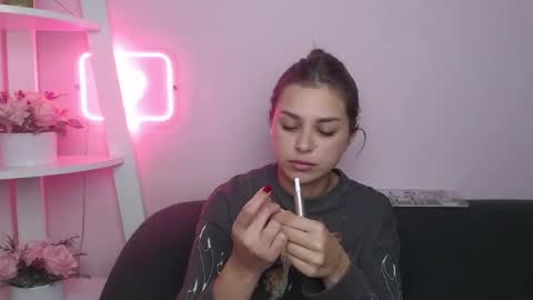 milanaangelas online show from October 28, 8:44 pm