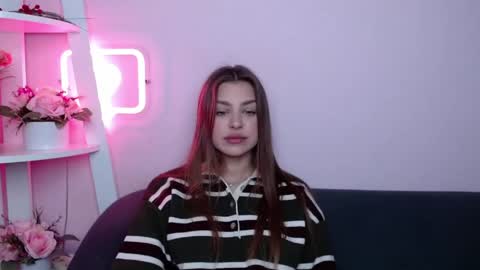 milanaangelas online show from April 24, 4:48 am