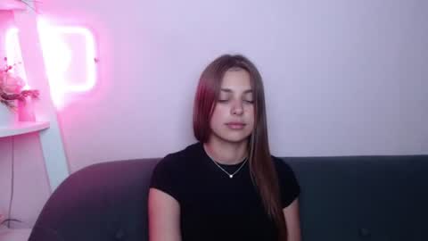 Snapshot of milanaangelas chatting on July 10, 5:04 pm milanaangelas online show from July 10, 5:04 pm