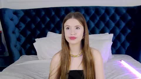 MilanaBalmain online show from February 9, 4:57 am