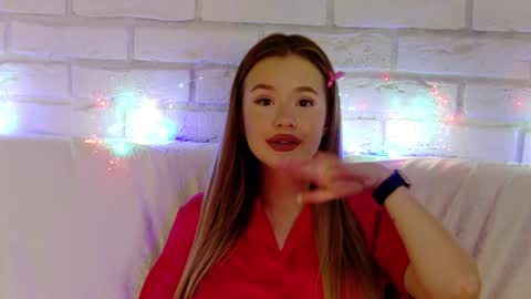 MilanaBalmain online show from March 5, 7:17 pm