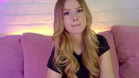 MilanaBalmain online show from November 26, 4:19 pm