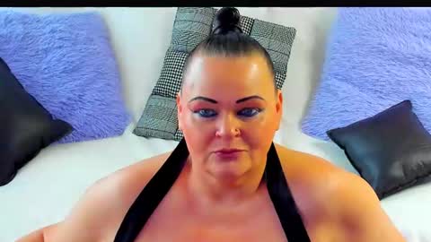 Snapshot of milanabiegert chatting on June 26, 9:03 am Lana online show from June 26, 9:03 am