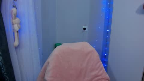 Milana online show from January 17, 6:33 pm