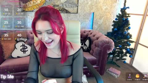 Snapshot of milanamusee chatting on December 31, 1:52 pm Milana online show from December 31, 1:52 pm