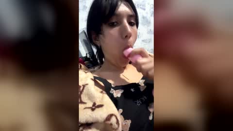 MilanaRawsx online show from April 17, 4:54 pm