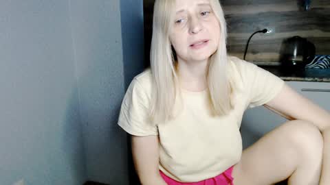 Milena online show from January 16, 3:45 am