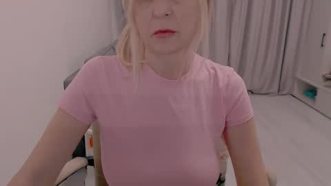 Milena online show from October 22, 2:45 am