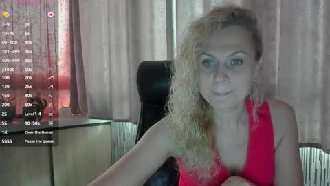 Snapshot of milanna_x chatting on September 23, 2:09 pm milanna_x online show from September 23, 2:09 pm