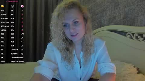 Snapshot of milanna_x chatting on September 24, 6:44 pm milanna_x online show from September 24, 6:44 pm