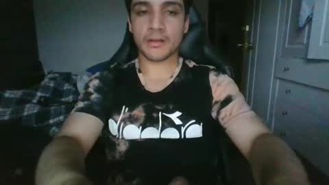 milanovalentine online show from December 4, 11:13 pm