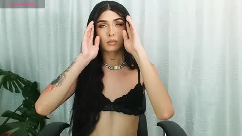 MILAN SANTANA online show from December 5, 12:41 am