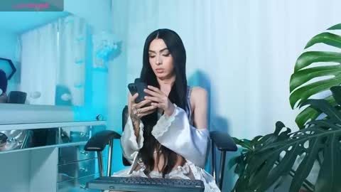 MILAN SANTANA online show from March 8, 10:02 pm