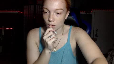 itspeachysav online show from September 9, 4:23 am