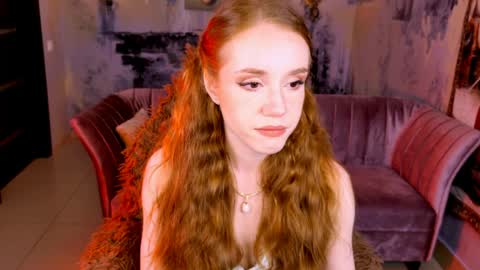 Mila online show from May 26, 5:25 am
