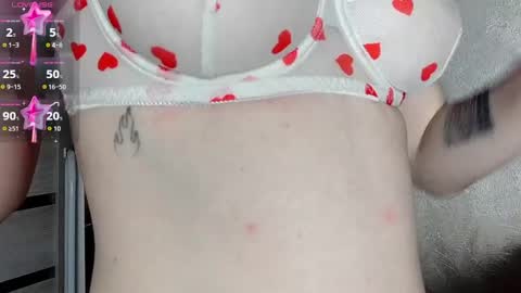 Snapshot of milaxaysy01 chatting on May 7, 10:26 pm Mila 3 online show from May 7, 10:26 pm