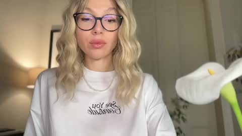 Mila online show from April 17, 4:21 pm