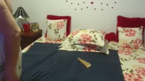 milchanell online show from October 5, 5:28 am