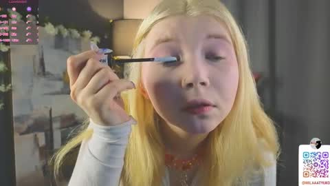 Mila online show from February 17, 2:20 am