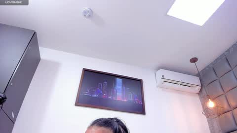 Snapshot of mile_u chatting on January 30, 6:35 am Milena online show from January 30, 6:35 am