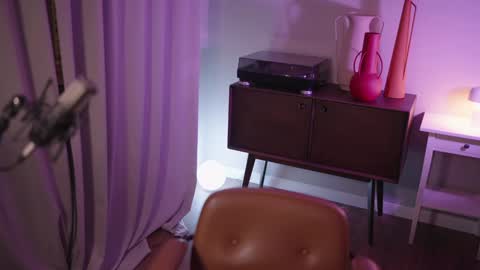 Snapshot of mileeena chatting on January 3, 4:06 pm M  Telegram mamagotachannel online show from January 3, 4:06 pm