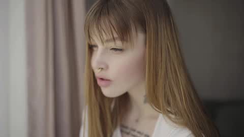 Snapshot of mileeena chatting on January 16, 8:54 am M  Telegram mamagotachannel online show from January 16, 8:54 am