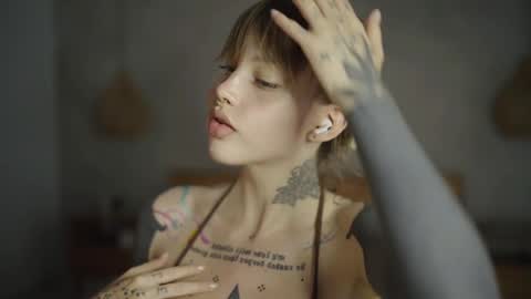 Snapshot of mileeena chatting on January 30, 10:08 am M  Telegram mamagotachannel online show from January 30, 10:08 am