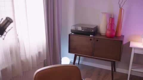 Snapshot of mileeena chatting on March 10, 12:04 pm M  Telegram mamagotachannel online show from March 10, 12:04 pm