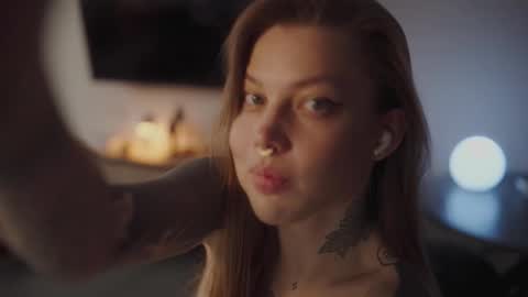 Snapshot of mileeena chatting on September 22, 1:02 pm M  Telegram mamagotachannel online show from September 22, 1:02 pm