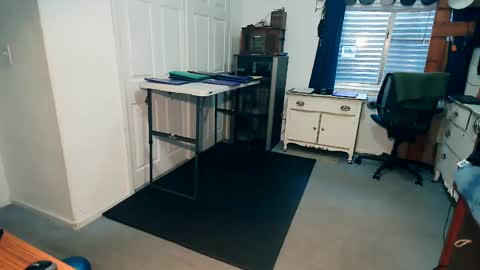 Milehi1958 online show from September 10, 2:06 pm