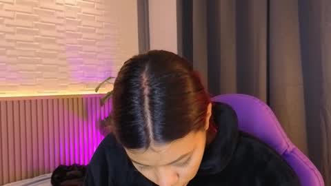 milena_lawson online show from November 20, 10:26 am