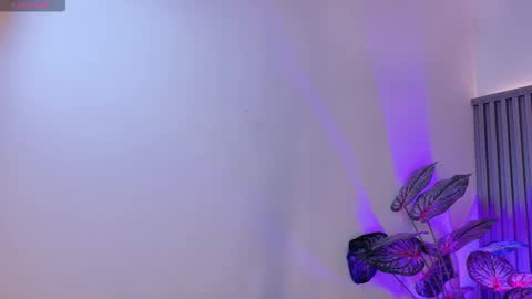 milena_lawson online show from November 27, 11:34 am