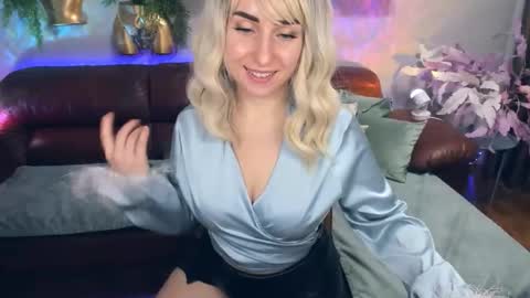 MilenaDaisy online show from February 1, 2:26 pm