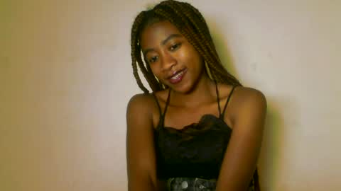 Snapshot of milennah chatting on June 4, 6:47 pm milennah online show from June 4, 6:47 pm