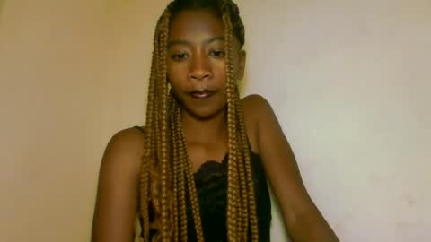 Snapshot of milennah chatting on July 1, 1:02 pm milennah online show from July 1, 1:02 pm