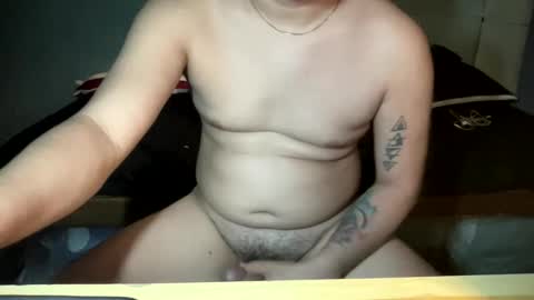 miles202395232 online show from November 18, 6:23 pm