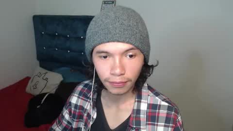 milesxoxo6969 online show from November 3, 12:35 am