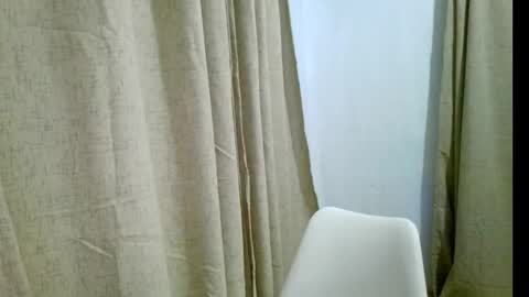 Snapshot of miletera chatting on October 8, 9:29 am miletera online show from October 8, 9:29 am